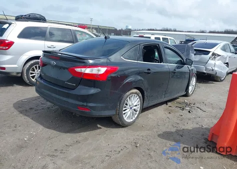 2014 Ford Focus Titanium from USA, damaged, VIN 1FADP3J27EL234873